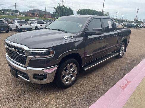 Used 2026 RAM 1500 Big Horn AWD/4WD image 2