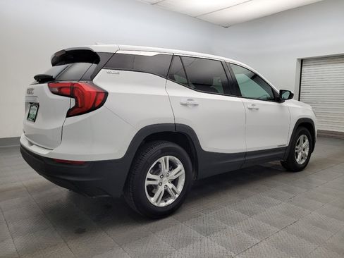 Used 2018 GMC Terrain SLE image 10