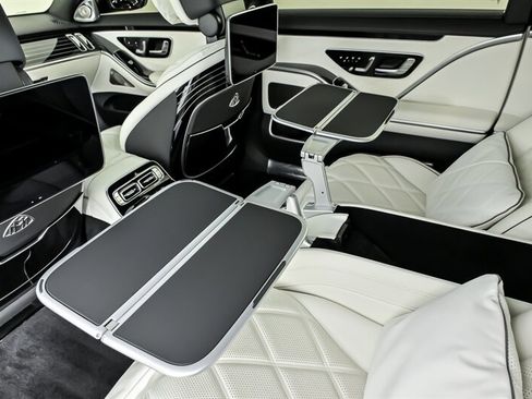 Used 2024 Mercedes-Benz Maybach S 680 4MATIC image 29