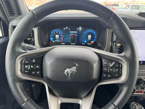 Used 2025 Ford Bronco Badlands w/ Sasquatch Package image 14