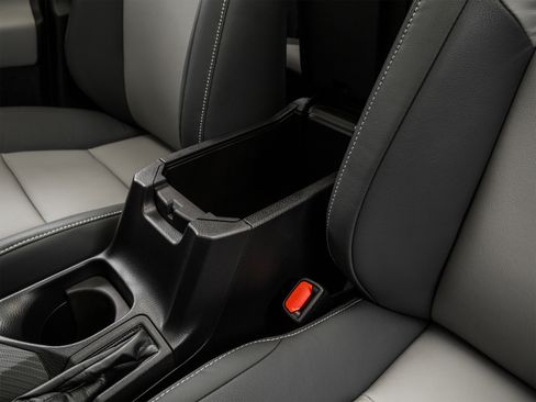 Used 2015 Toyota RAV4 Limited FWD image 21