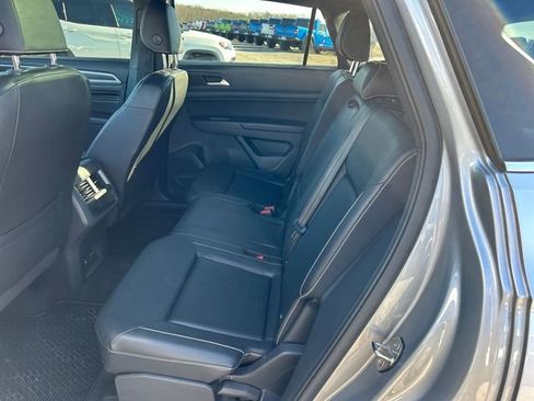 Used 2020 Volkswagen Atlas Cross Sport SEL image 39