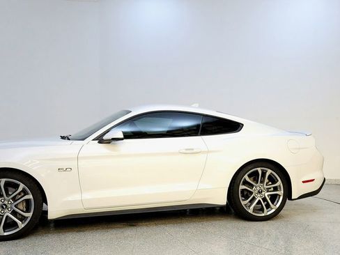 Used 2022 Ford Mustang GT Premium w/ Equipment Group 401A image 7