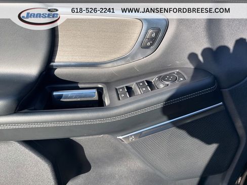 Used 2025 Ford Expedition Max Platinum image 8