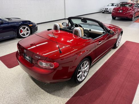 Used 2012 MAZDA MX-5 Miata Grand Touring w/ Premium Pkg RWD image 12