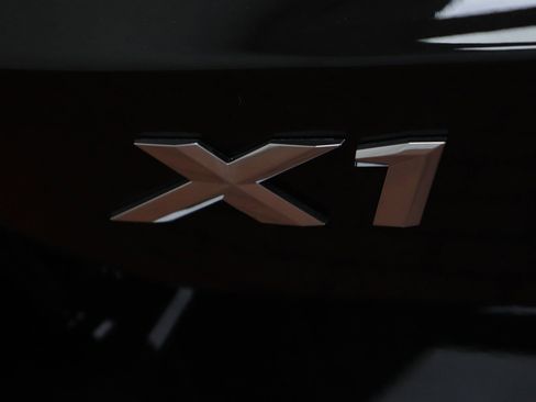 Used 2025 BMW X1 xDrive28i w/ Convenience Package image 11