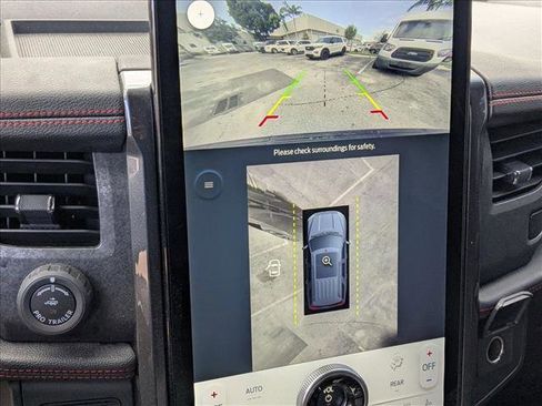 Used 2023 Ford Expedition Max Limited image 10