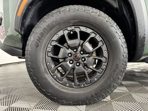 Used 2022 Nissan Frontier PRO-4X w/ Pro-4X Premium Package AWD/4WD image 44