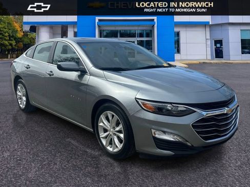 Used 2024 Chevrolet Malibu LT FWD image 3