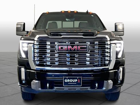 Certified 2025 GMC Sierra 3500 Denali w/ Denali Reserve Package image 3