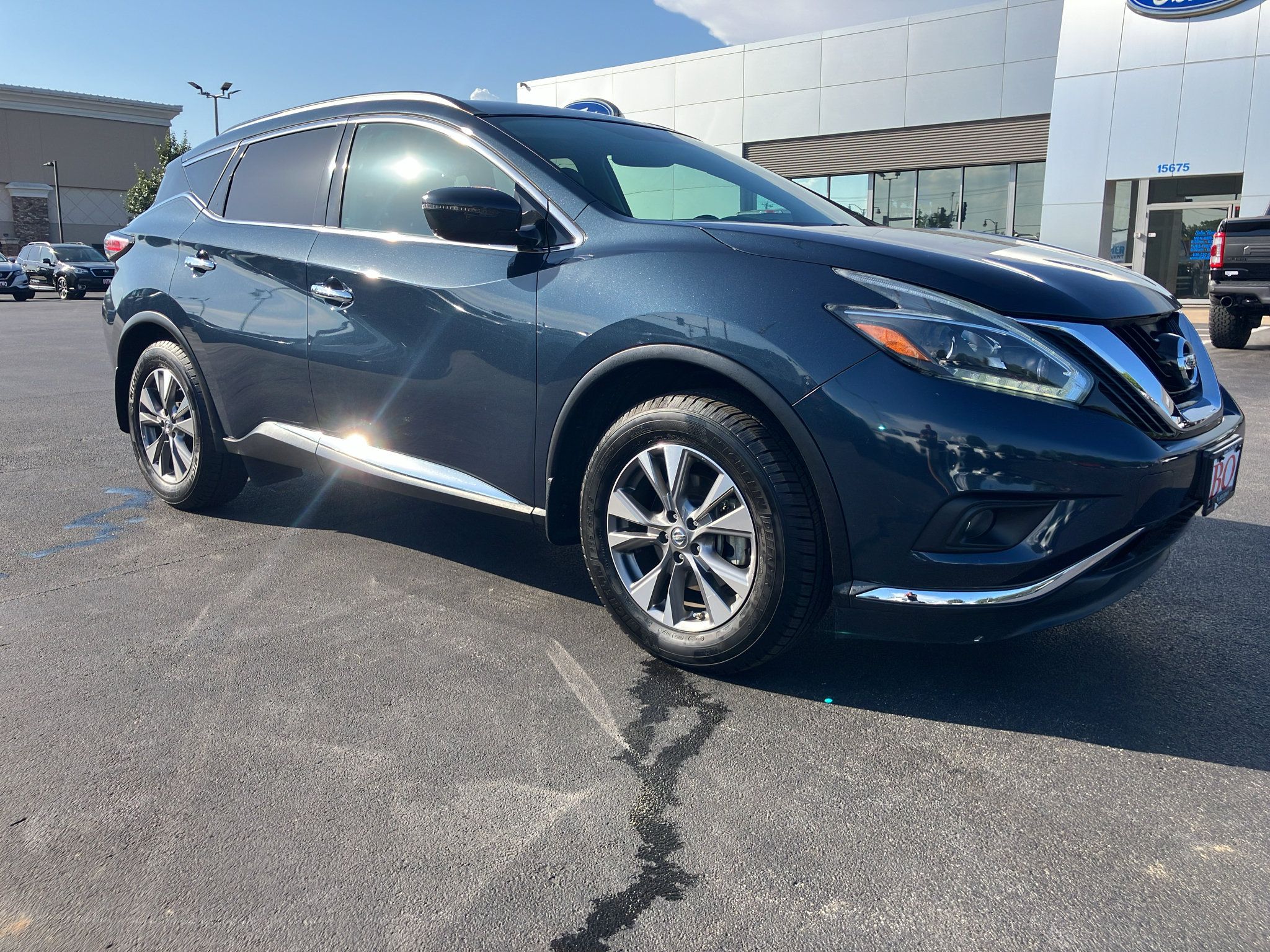 Used 2018 Nissan Murano SV FWD image 8