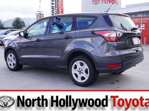 Used 2018 Ford Escape S image 6