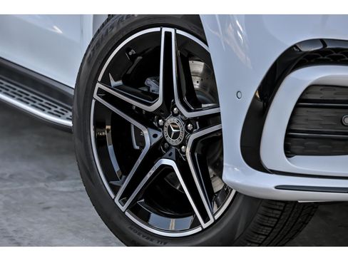 New 2026 Mercedes-Benz GLS 450 4MATIC image 3