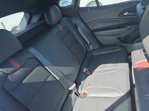 Certified 2026 Chevrolet Trax RS w/ Sunroof Package FWD image 5