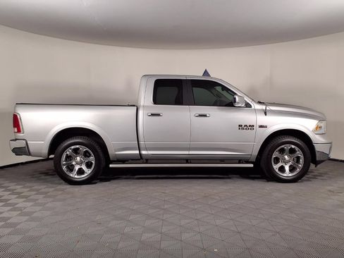 Used 2018 RAM 1500 Laramie RWD image 31