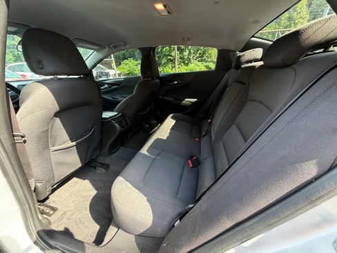 Used 2018 Chevrolet Malibu LT FWD image 30