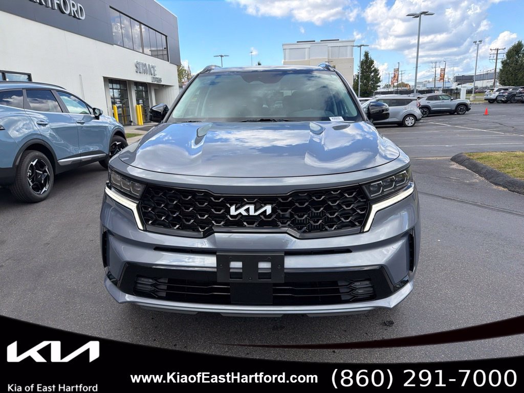 Used 2023 Kia Sorento SX AWD/4WD image 4
