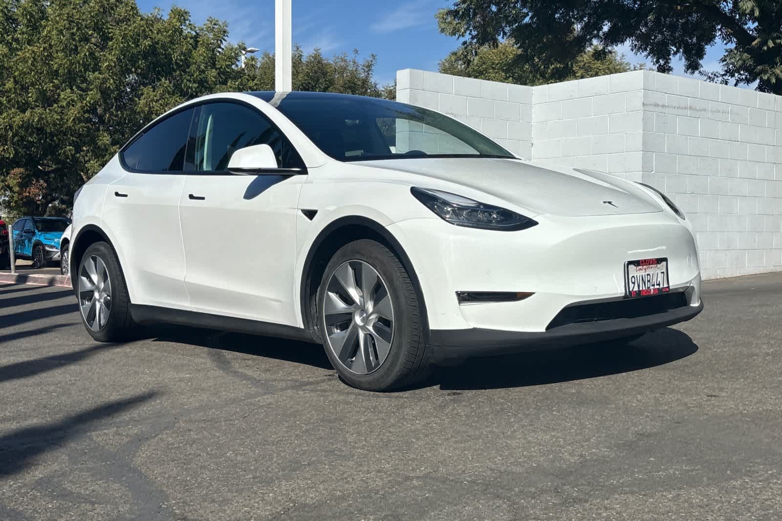 Used 2021 Tesla Model Y Long Range AWD/4WD image 9