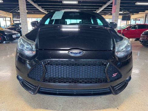 Used 2013 Ford Focus ST FWD image 2
