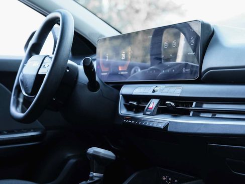 Used 2025 Kia K4 FWD image 24