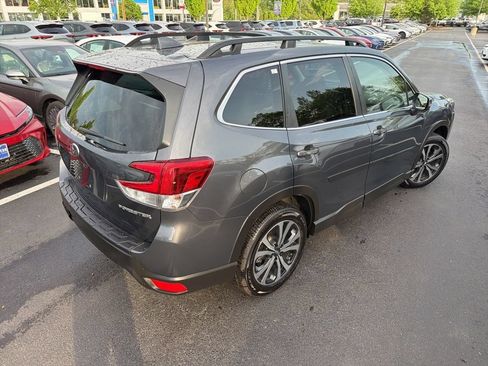 Used 2023 Subaru Forester Limited AWD/4WD image 4