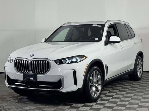 Used 2024 BMW X5 xDrive40i image 7