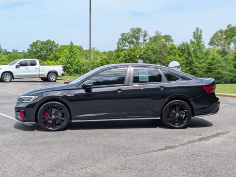 Used 2024 Volkswagen Jetta GLI Autobahn w/ GLI Black Package FWD image 6