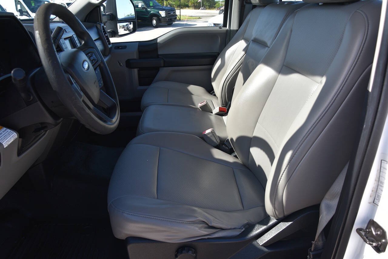 Used 2019 Ford F250 XL w/ Power Equipment Group RWD image 9