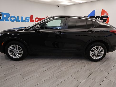 Used 2025 Buick Envista Preferred w/ Convenience I Package FWD image 2