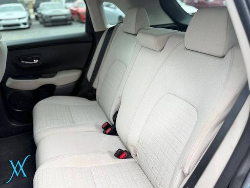 Used 2025 Honda HR-V LX image 17