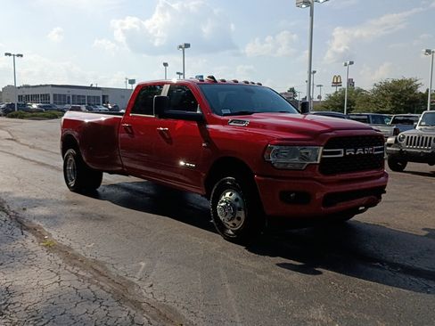 Used 2022 RAM 3500 Big Horn w/ Level A Equipment Group AWD/4WD image 1