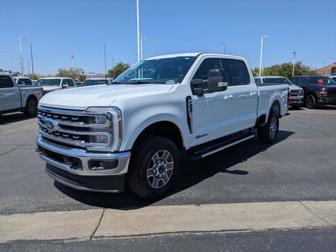 Used 2026 Ford F250 Lariat AWD/4WD image 10