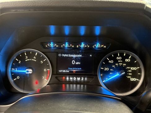 Used 2017 Ford F250 XLT w/ Snow Plow Prep Package AWD/4WD image 13