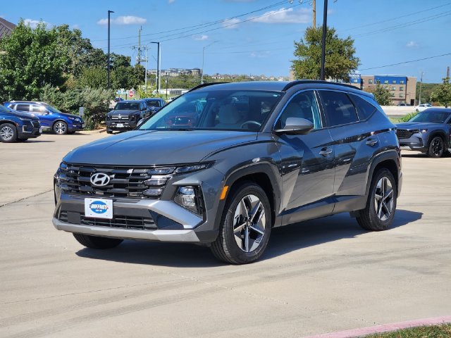Used 2025 Hyundai Tucson SEL FWD image 3