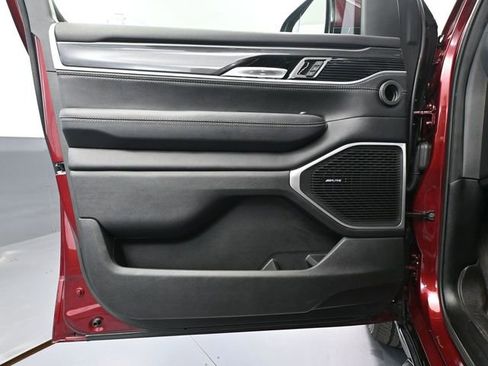 Used 2022 Jeep Wagoneer Series I image 18