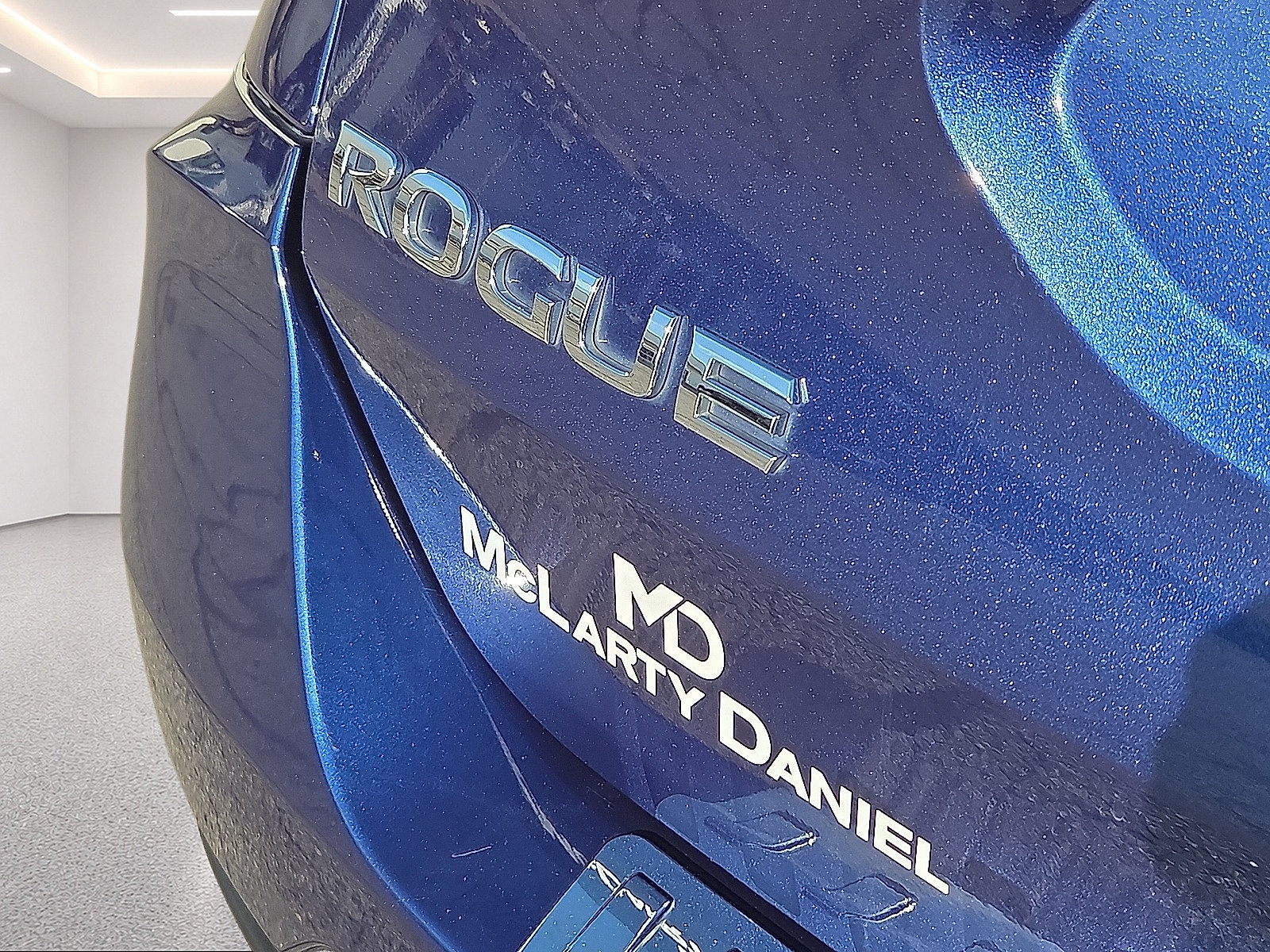 Used 2018 Nissan Rogue S w/ S Value Package FWD image 16