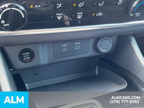 Used 2024 Nissan Rogue S FWD image 35