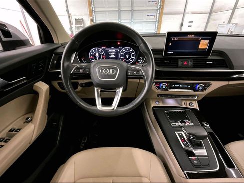 Used 2019 Audi Q5 2.0T Premium Plus w/ Premium Plus Package image 5