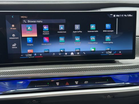 Used 2023 BMW i7 xDrive60 AWD/4WD image 27