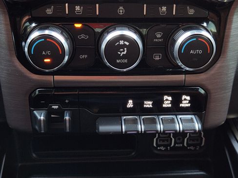 Used 2022 RAM 1500 Limited w/ Off Road Group AWD/4WD image 22