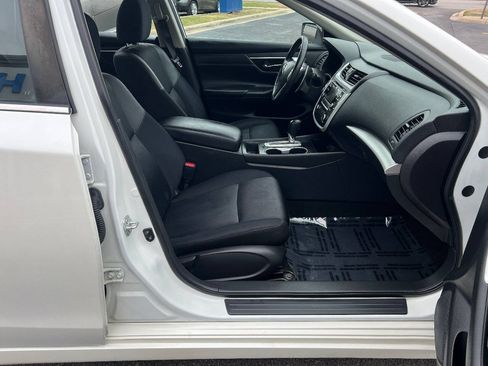 Used 2016 Nissan Altima 2.5 SR FWD image 23