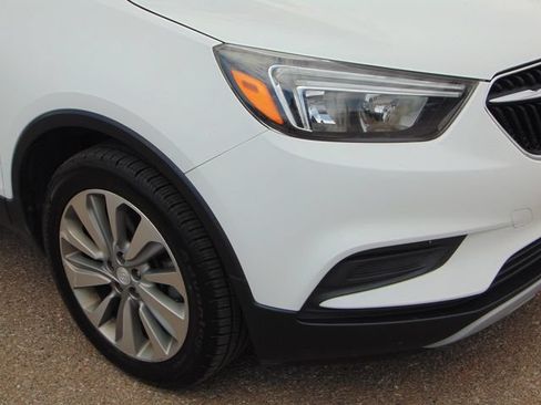 Used 2018 Buick Encore Preferred FWD image 2