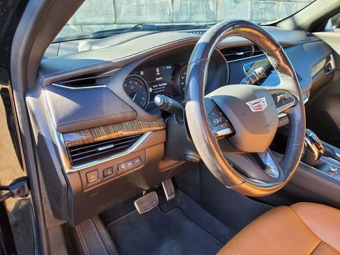 Used 2020 Cadillac XT4 Sport image 22