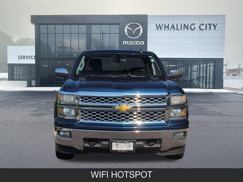 Used 2015 Chevrolet Silverado 1500 LT w/ LT Convenience Package AWD/4WD image 2