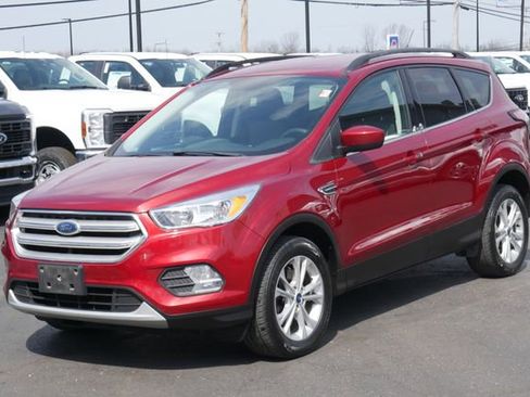 Used 2018 Ford Escape SE image 6