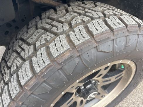 Used 2021 Ford F150 XLT w/ Equipment Group 302A High image 9