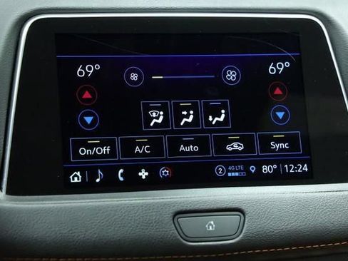 Used 2023 Cadillac XT4 Sport FWD image 21