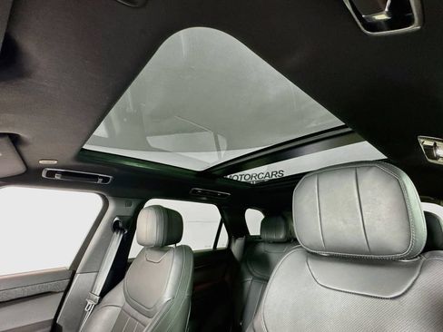 Used 2025 Land Rover Range Rover Sport SE AWD/4WD image 23