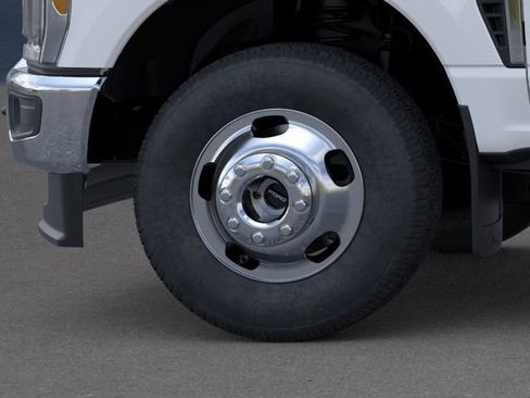 New 2026 Ford F350 4x4 Crew Cab DRW Super Duty image 22