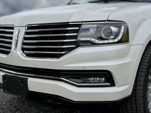 Used 2015 Lincoln Navigator L 4WD w/ Equipment Group 101A Reserve image 26